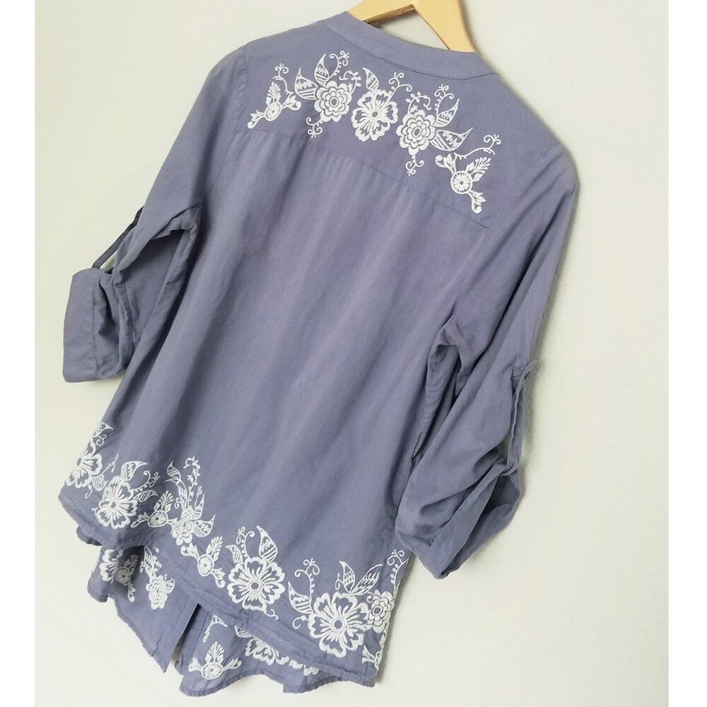 Johnny Was Blue White Embroidered Pintuck Pleats Rolled Tab Sleeves Blouse Top S - Picture 9 of 14